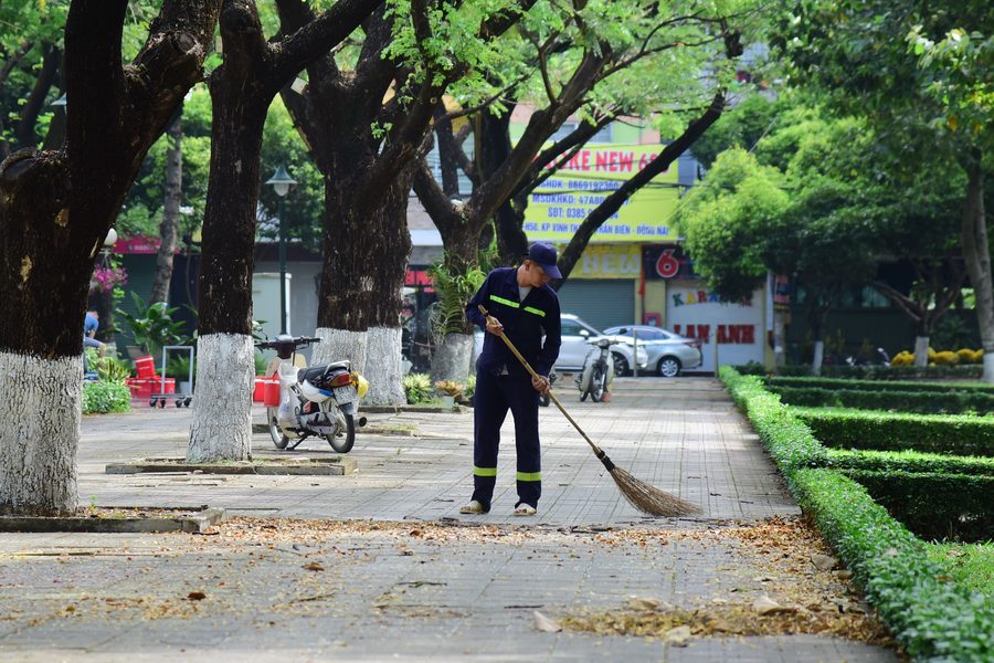 Community area and pathway cleaning service in Hyderabad